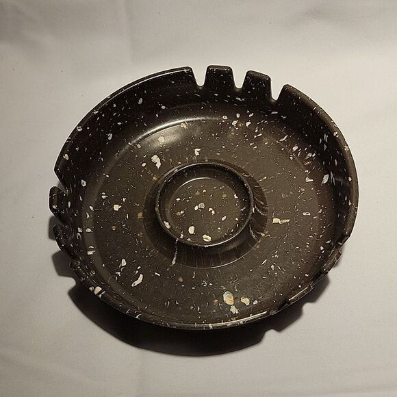 Vintage ashtray - Picture 1 of 3